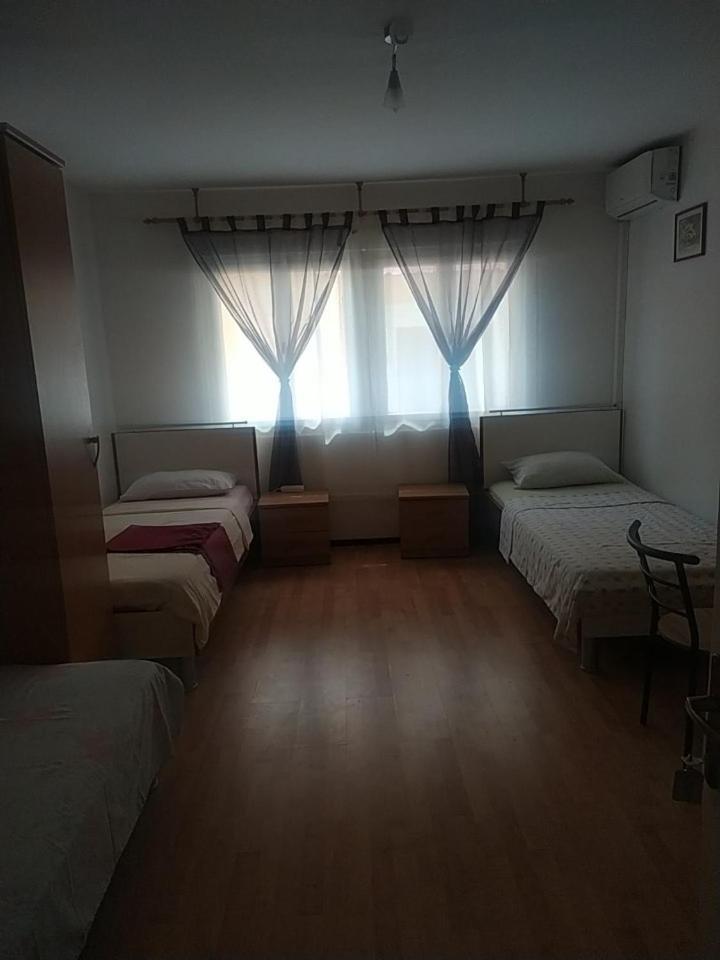 In Kala Hotell Rijeka Exteriör bild